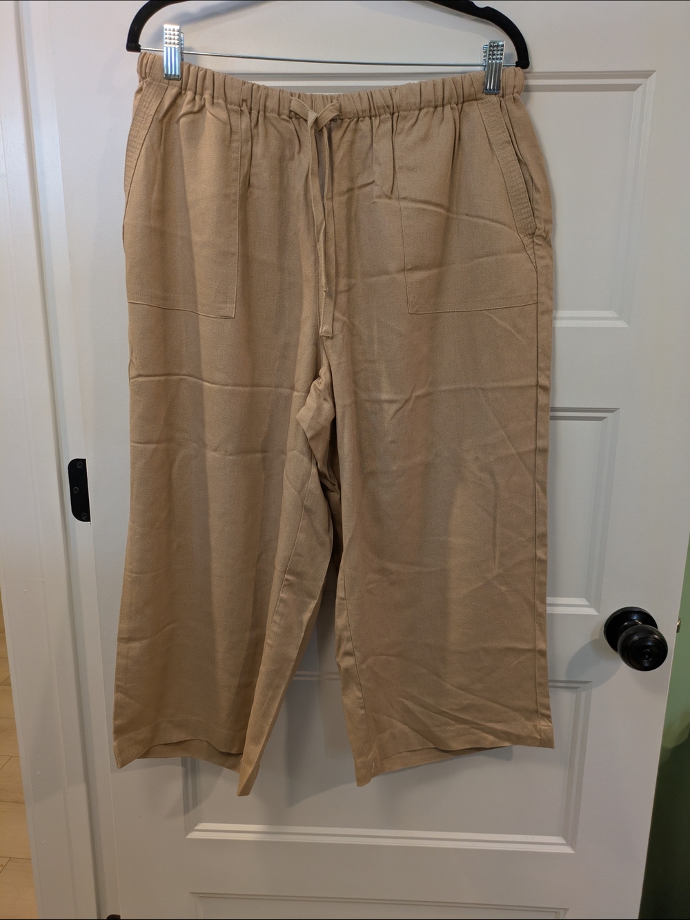 New without tags! ellos Tan linen capris